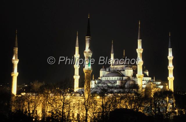 turquie istanbul 06.jpg - MosquÈe bleue (Sultanahmet Camii) de nuitIstanbul, Turquie